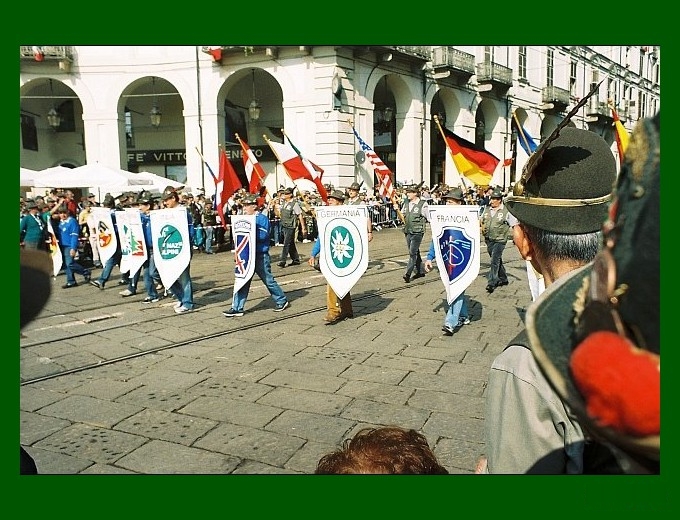 Sezioni estere - 1 Sezioni estere - 1