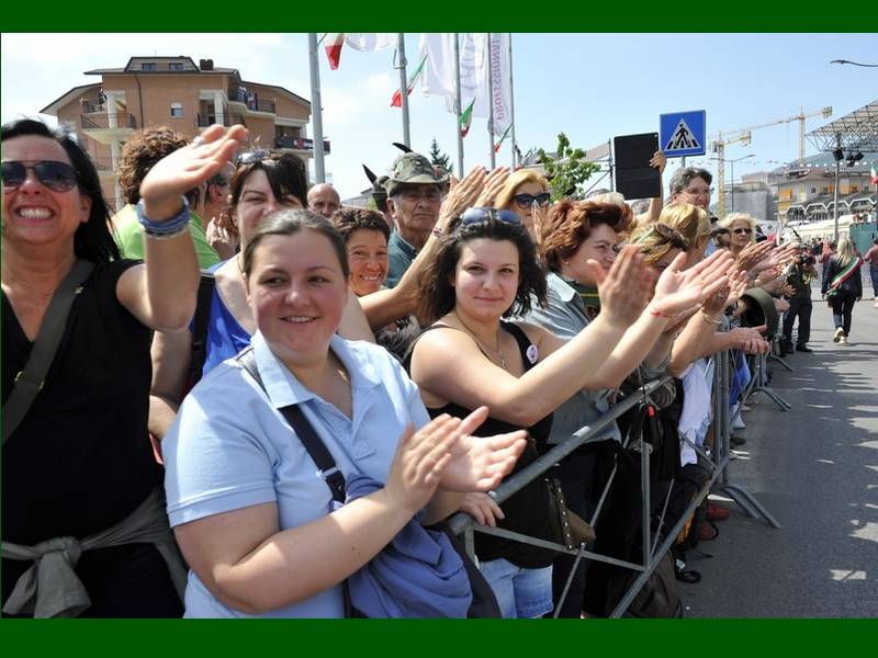 Arrivo bandiera di guerra 9