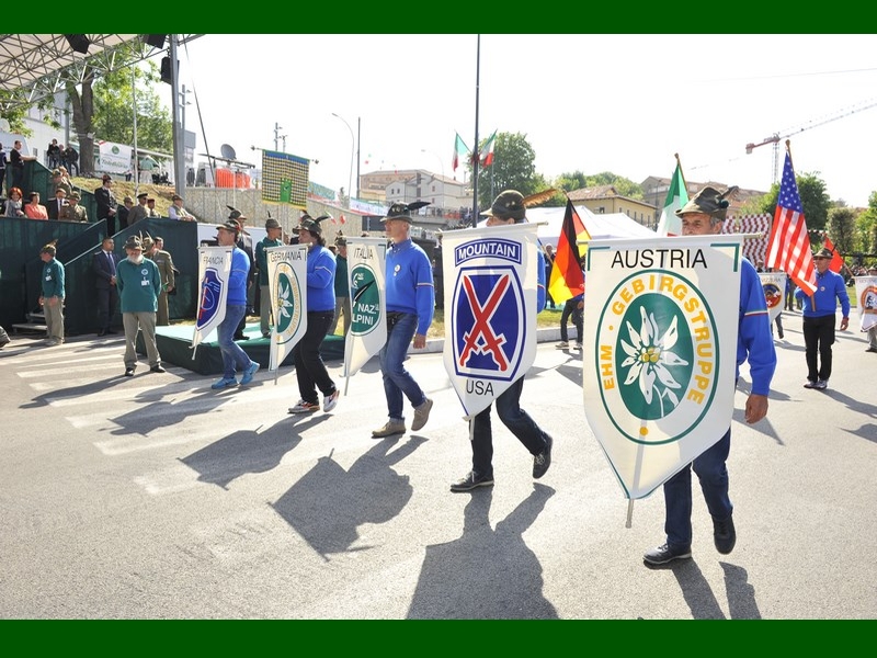 Sfilata 29/71 - Delegazioni estere 1