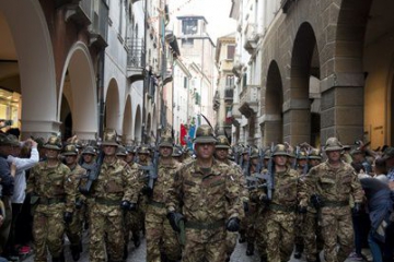 BandieraGuerra_DSC_5400_TV17