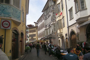 bolzano_32 bolzano_32
