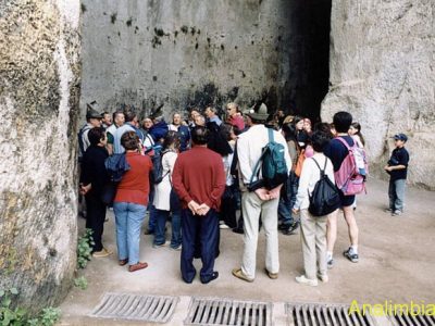8 Maggio – Siracusa, si prova l’acustica dell’”Orecchio di Dionisio”