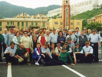adunata_genova_2001